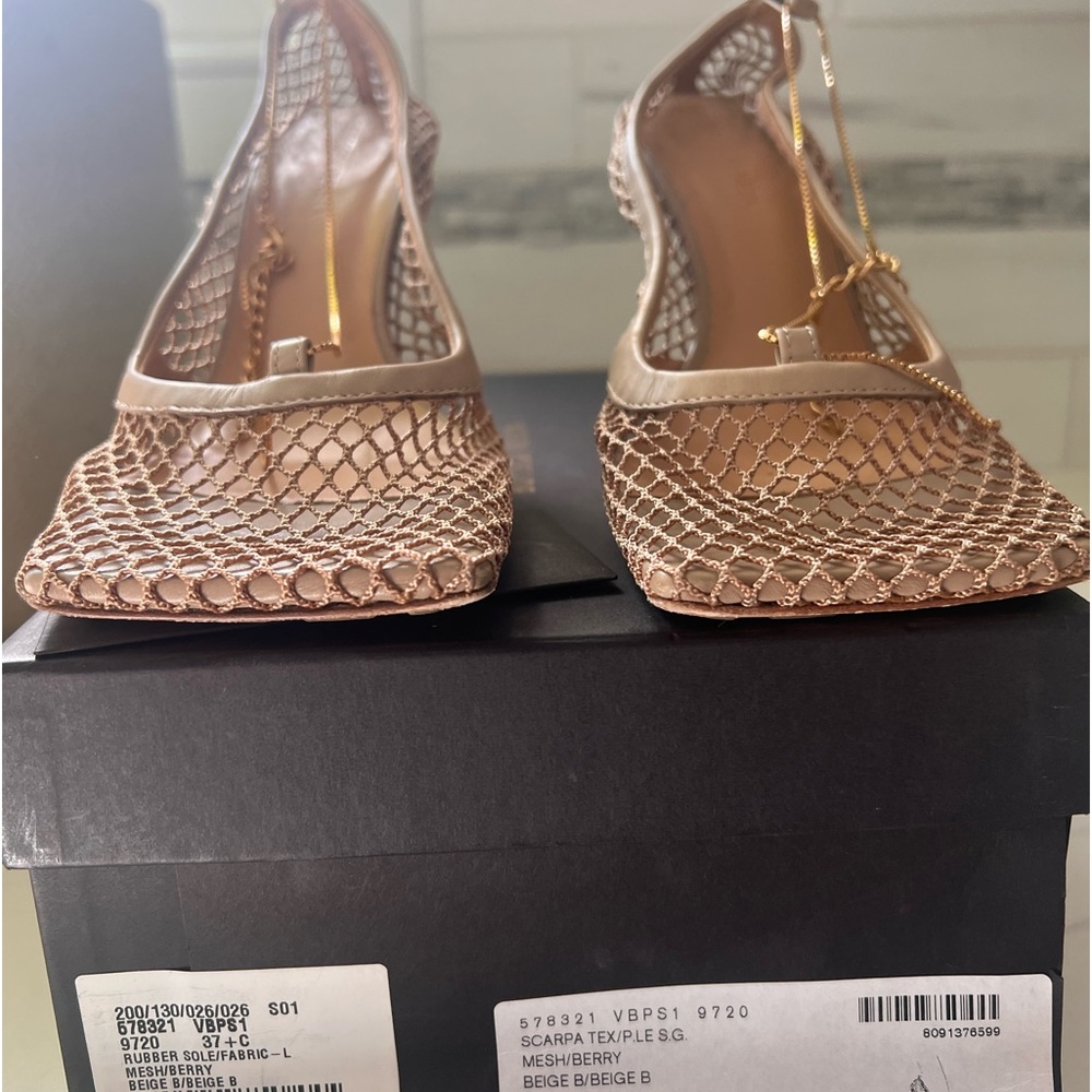Original box and taps bottega Veneta shoes bought in 2021